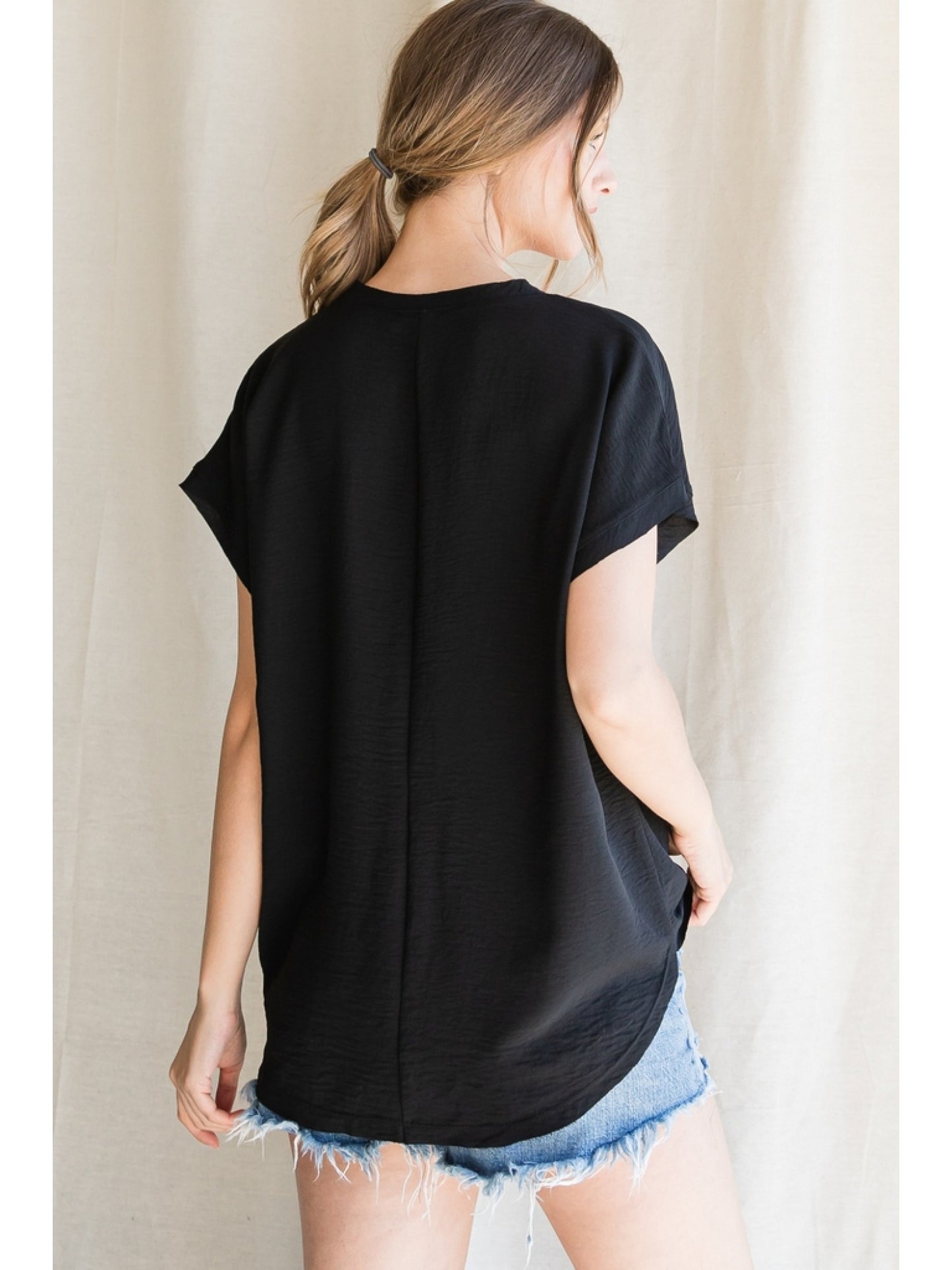 Black Solid Short Cap Sleeve Top