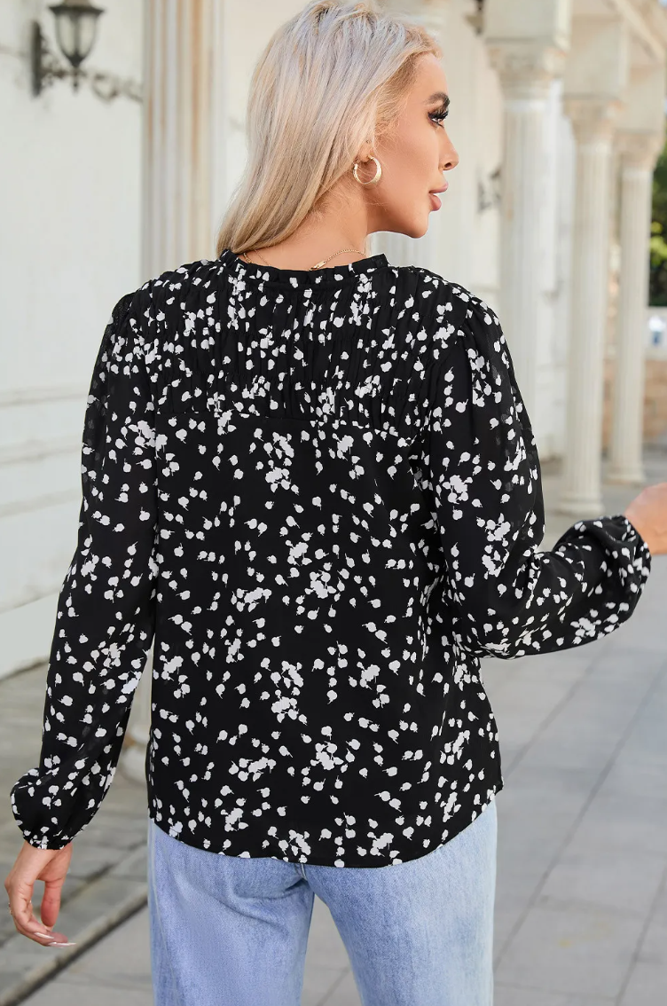 Black Split Neck Fall Printed Crinkled Blouse